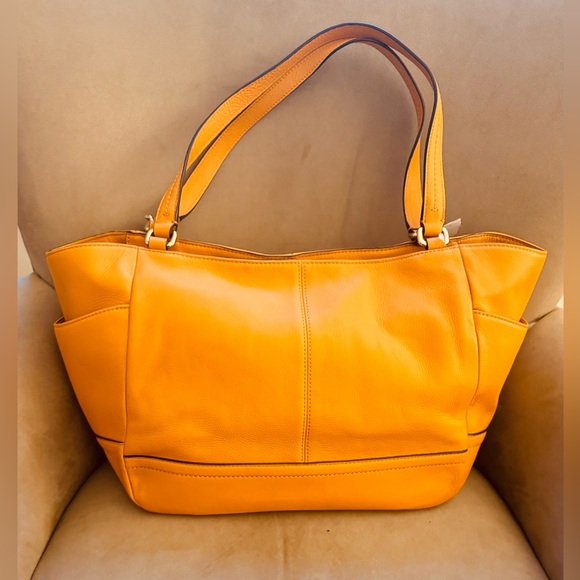 NWT Genuine Coach Orange Spice Leather Shoulder Handbag - Picture 3 of 4